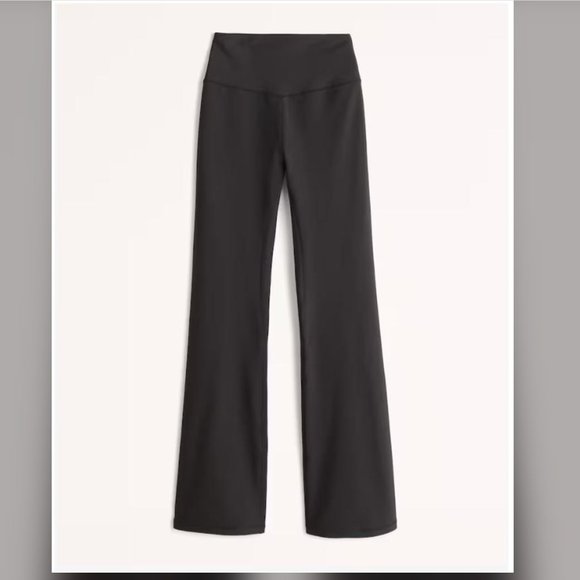 Abercrombie Flare Leggings *NEW WITH TAGS* - Picture 2 of 2